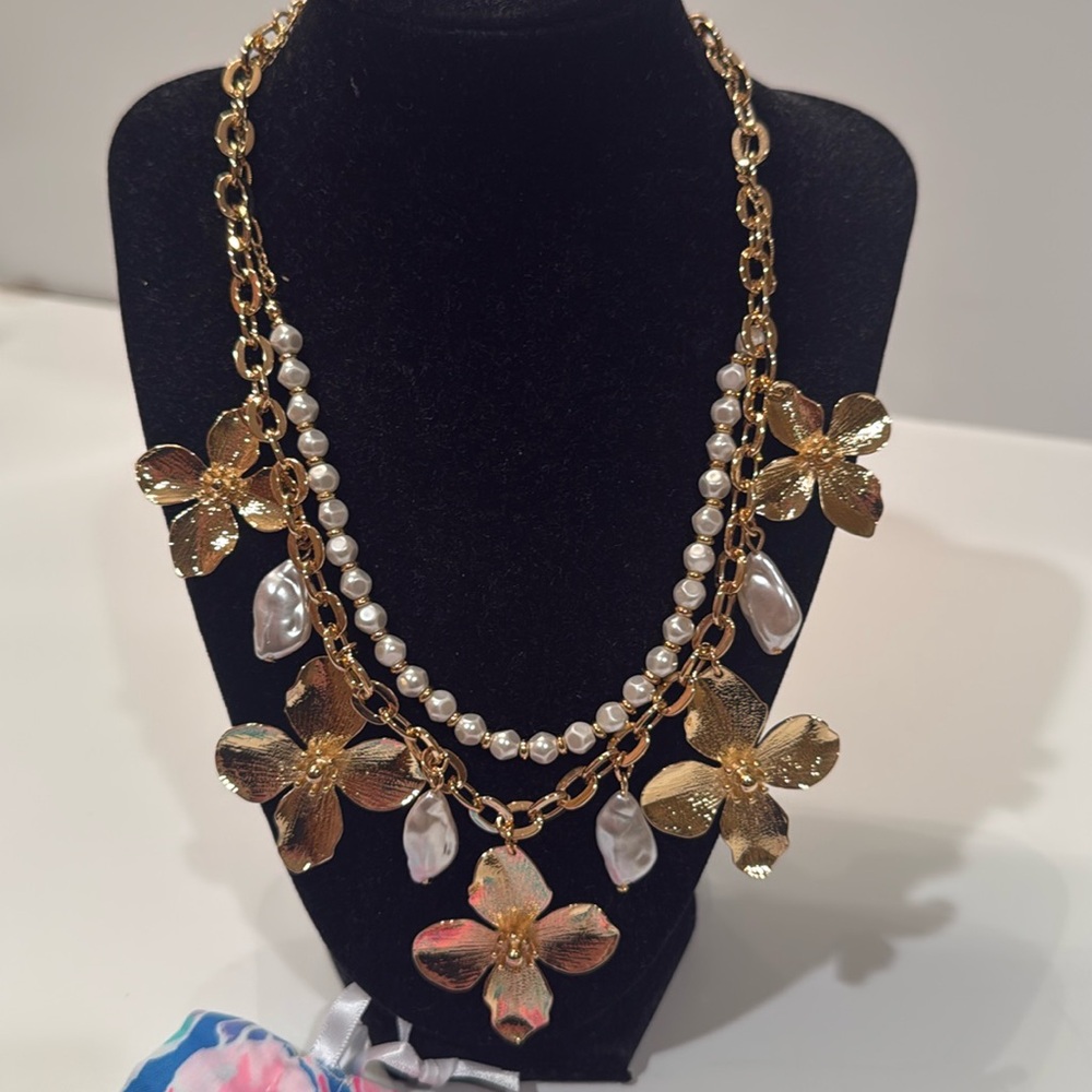 Lilly Pulitzer Floral Pearl Necklace